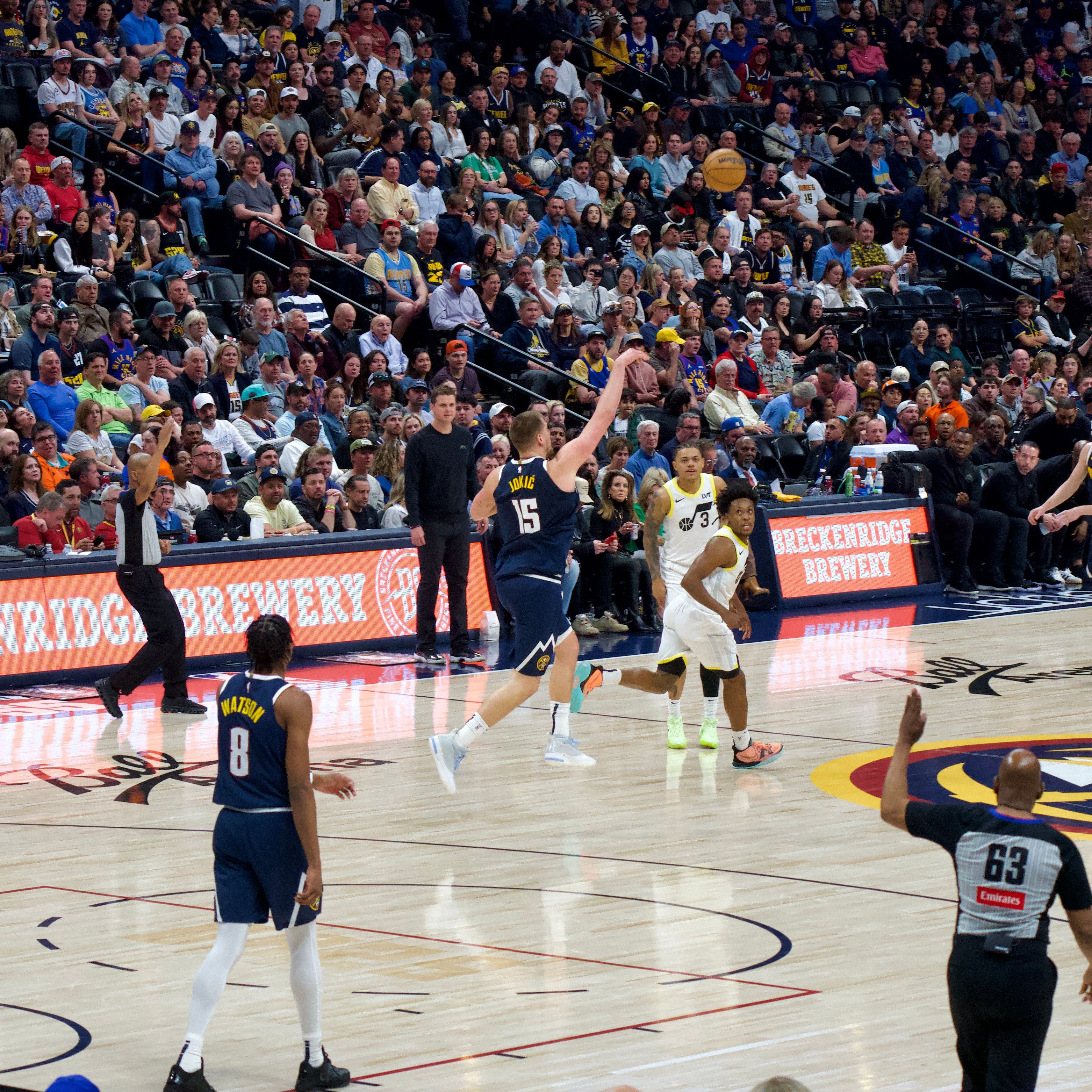 经典对决!顶级篮球比赛带来惊险刺激的简单介绍 经典对决!顶级篮球比赛带来惊险刺激的简单介绍